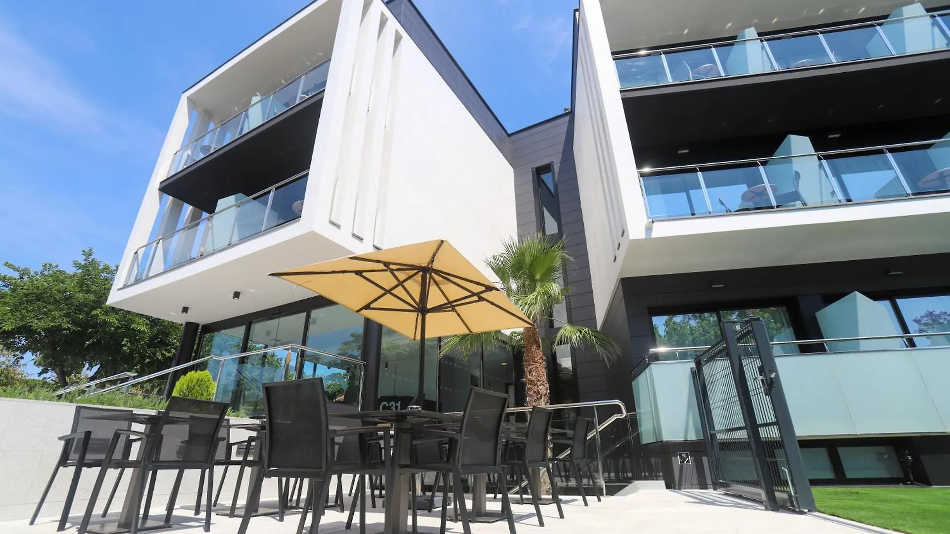 Hotel C31 Castelldefels 2*,