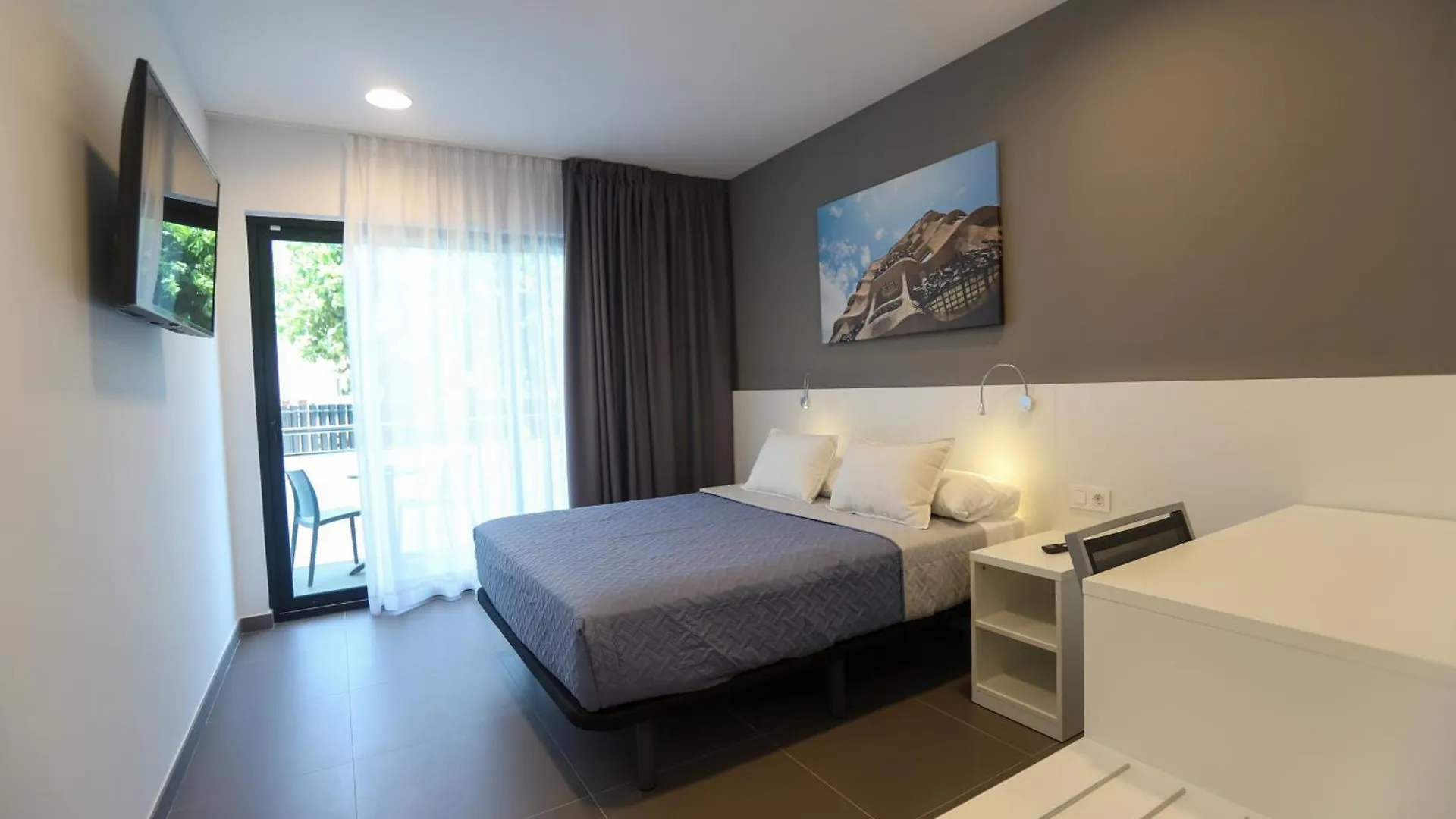 **  Hotel C31 Castelldefels Spagna
