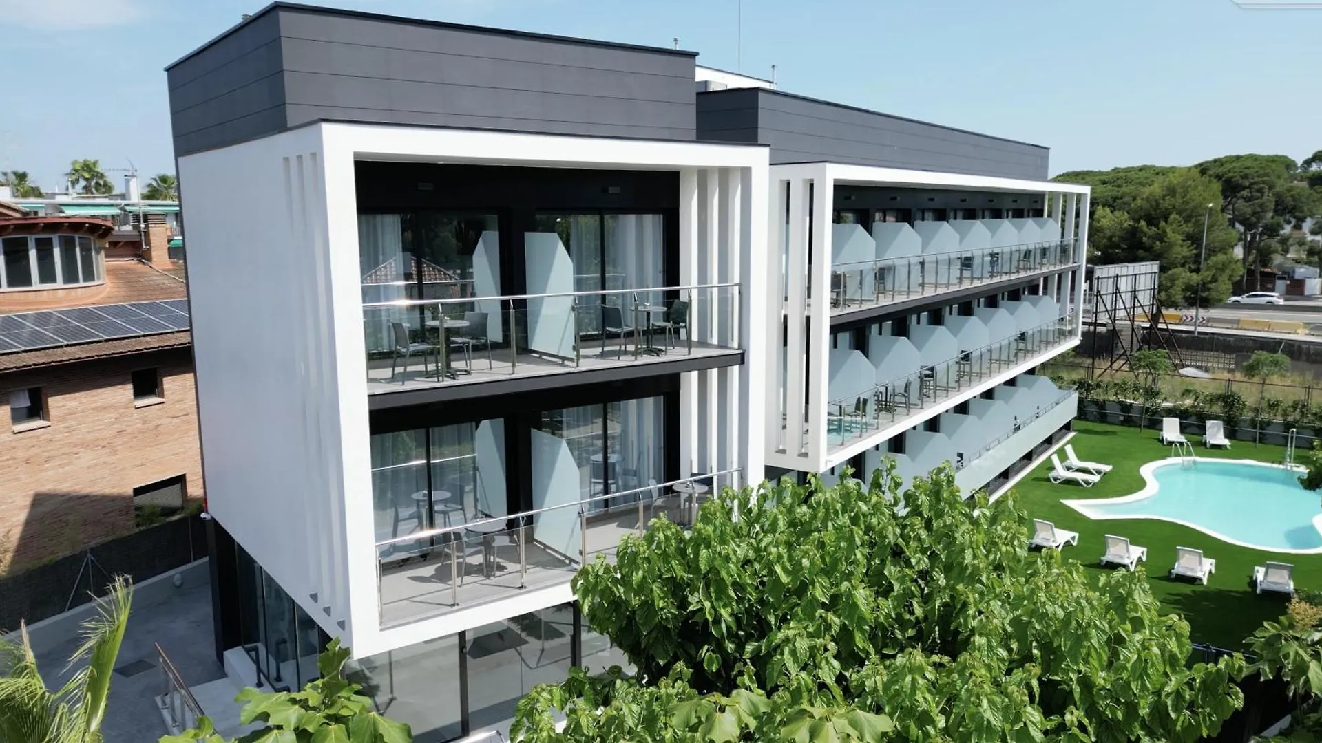 Hotel C31 Castelldefels 2*,  Spagna